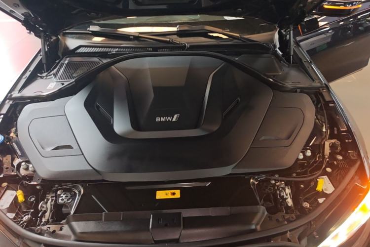 Used BMW i3 2022 eDrive 35 L Engine Bay