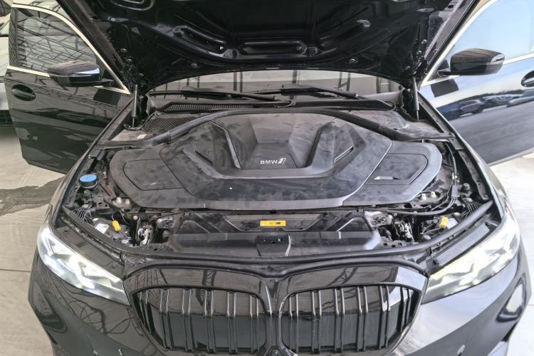Used BMW i3 2022 eDrive 35 L Engine Bay
