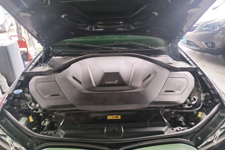 Used BMW i3 2022 eDrive 35 L Engine Bay