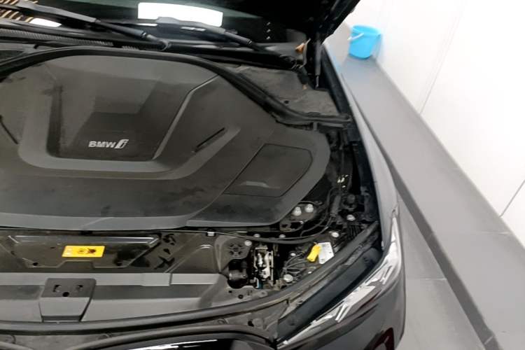 Used BMW i3 2022 eDrive 35 L Engine Bay Left