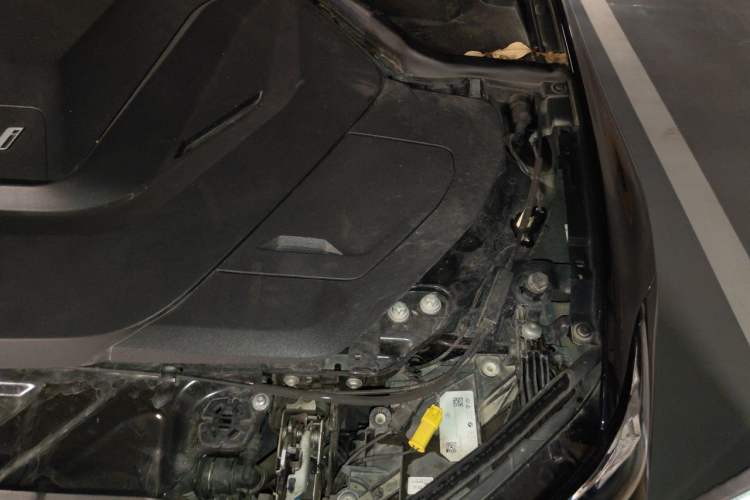 Used BMW i3 2022 eDrive 35 L Engine Bay Left