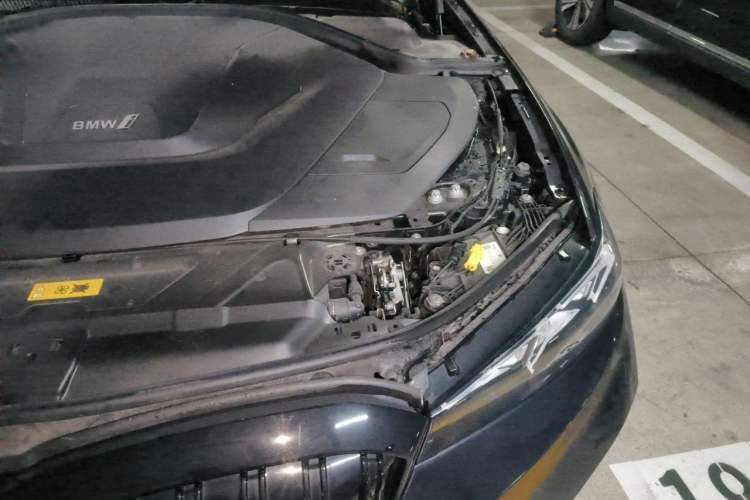 Used BMW i3 2022 eDrive 35 L Engine Bay Left