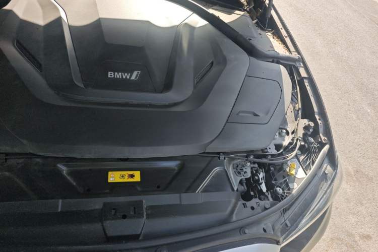 Used BMW i3 2022 eDrive 35 L Engine Bay Left