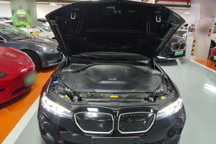 Used BMW i3 2022 eDrive 35 L Engine Bay