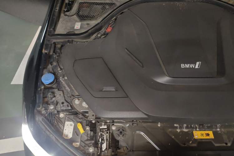 Used BMW i3 2022 eDrive 35 L Engine Bay Right