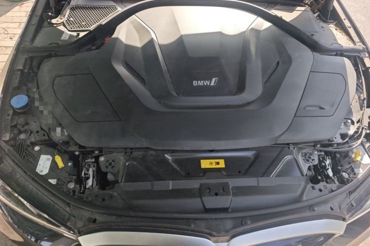 Used BMW i3 2022 eDrive 35 L Engine Bay