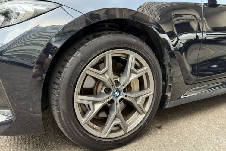 Used BMW i3 2022 eDrive 35 L Exterior 1