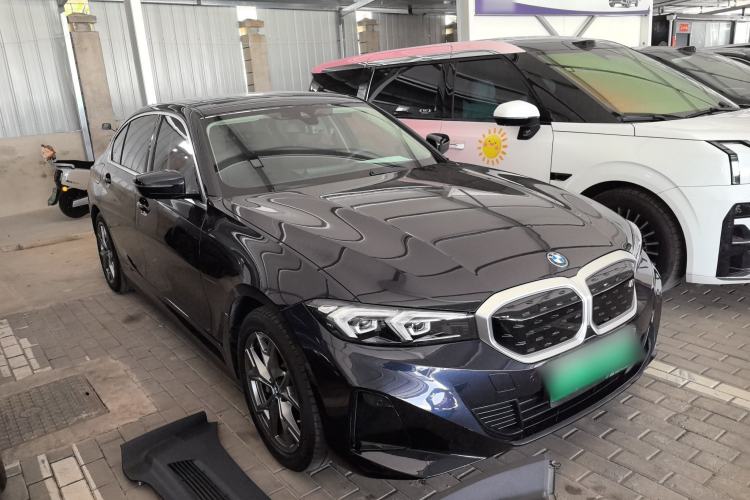 Used BMW i3 2022 eDrive 35 L Exterior 1