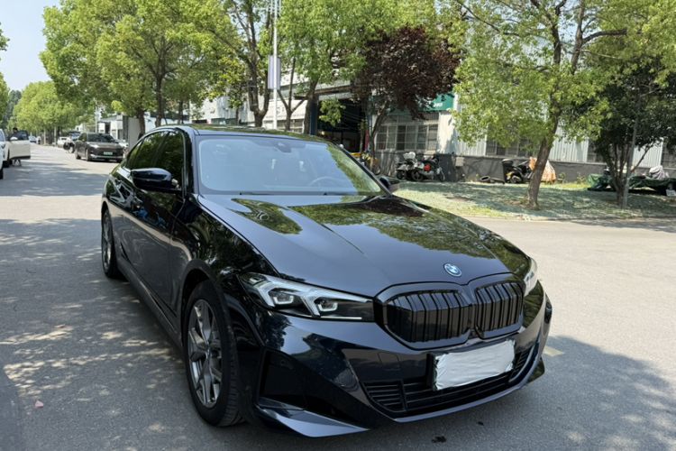 Used BMW i3 2022 eDrive 35 L Exterior 1