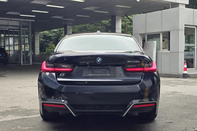 Used BMW i3 2022 eDrive 35 L Exterior 2