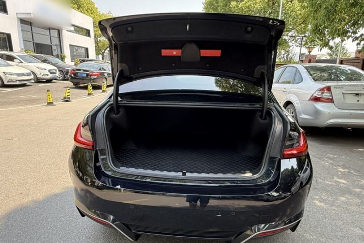 Used BMW i3 2022 eDrive 35 L Exterior 2