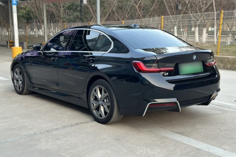 Used BMW i3 2022 eDrive 35 L Exterior 4