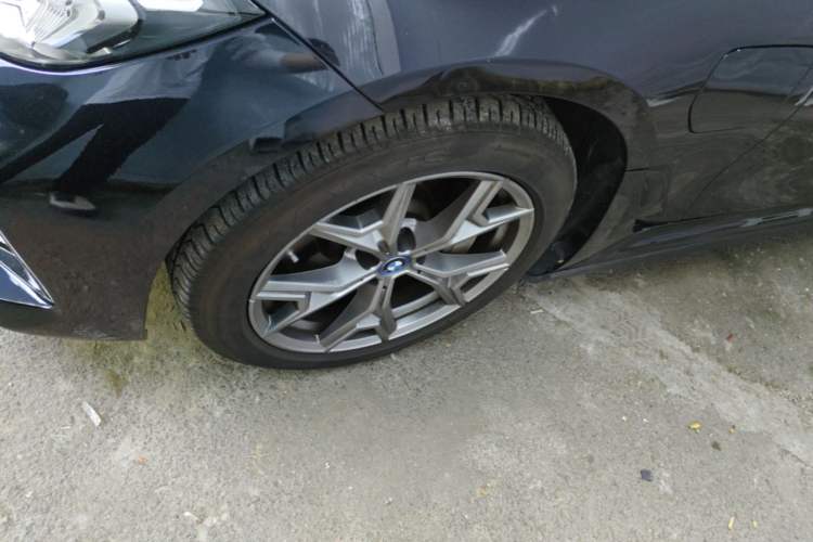 Used BMW i3 2022 eDrive 35 L Exterior 4