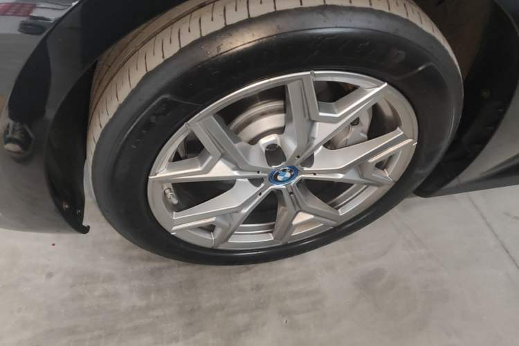Used BMW i3 2022 eDrive 35 L Exterior 4