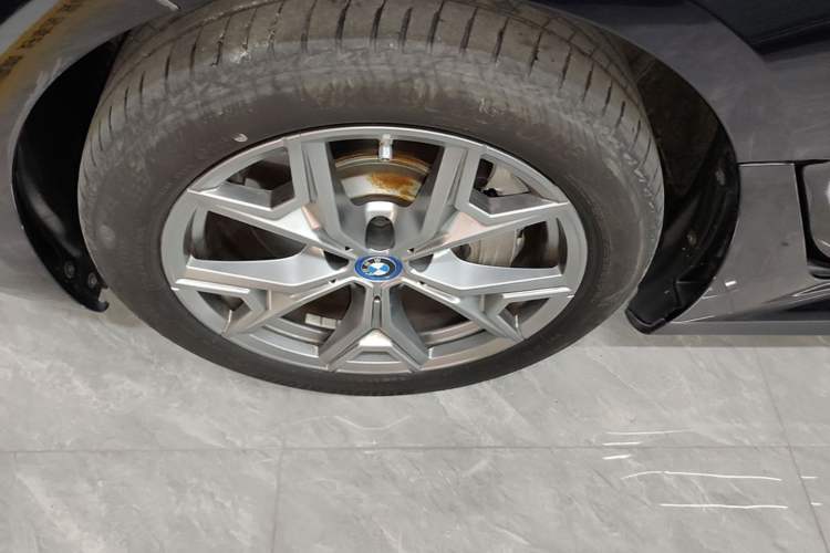 Used BMW i3 2022 eDrive 35 L Exterior 4