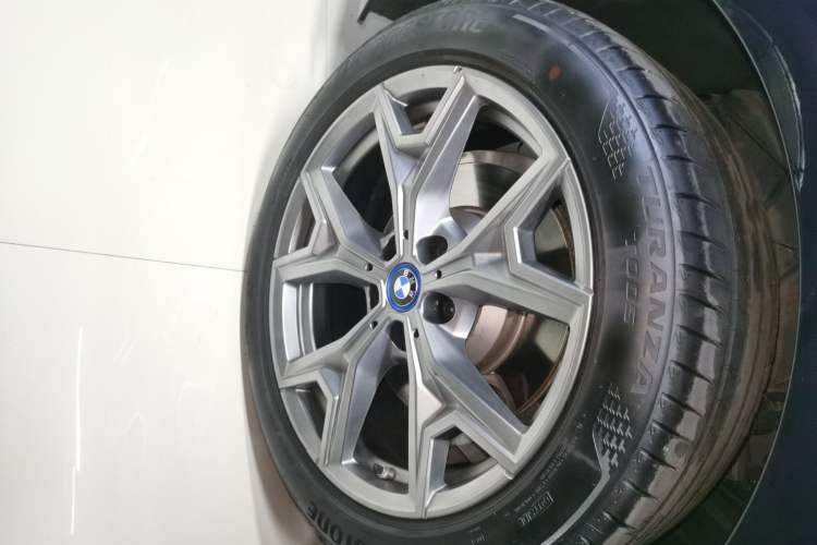Used BMW i3 2022 eDrive 35 L Exterior 5