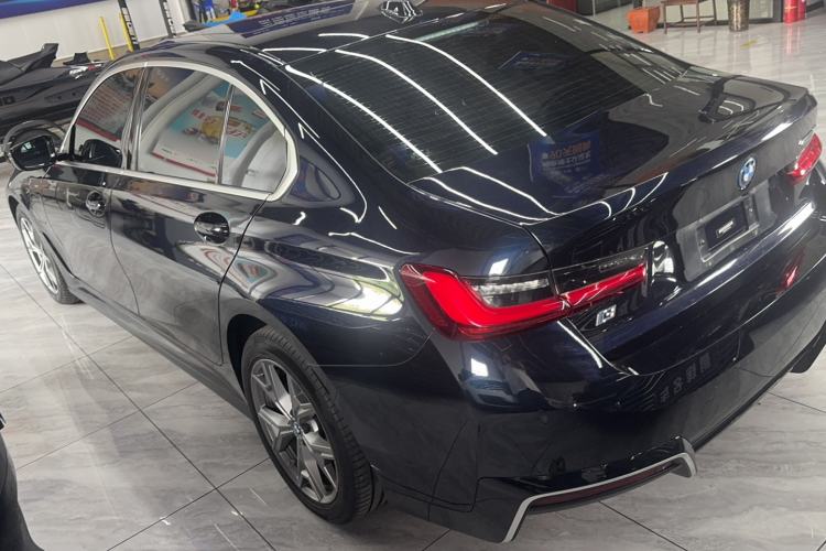 Used BMW i3 2022 eDrive 35 L Exterior 5