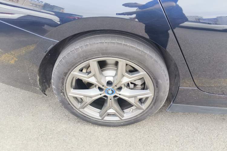 Used BMW i3 2022 eDrive 35 L Exterior 5