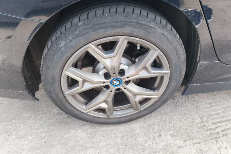 Used BMW i3 2022 eDrive 35 L Exterior 5