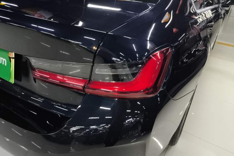 Used BMW i3 2022 eDrive 35 L Exterior 6