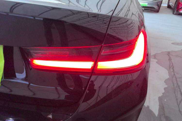 Used BMW i3 2022 eDrive 35 L Exterior 6