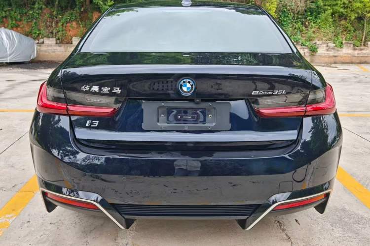 Used BMW i3 2022 eDrive 35 L Exterior 8