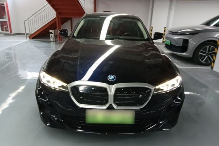 Used BMW i3 2022 eDrive 35 L Front