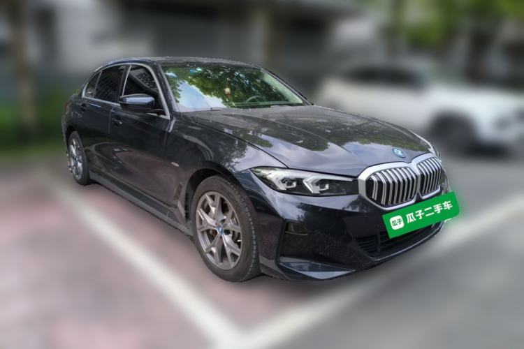 Used BMW i3 2022 eDrive 35 L Front Right 45 Deg