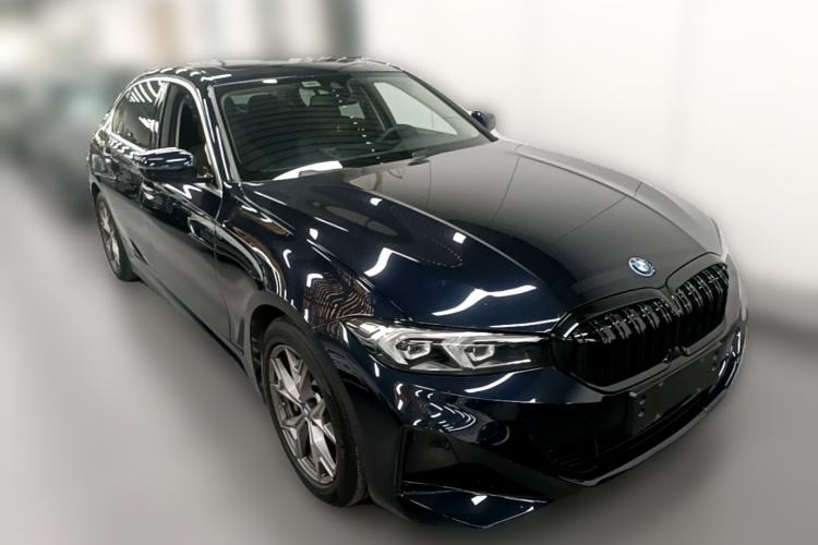 Used BMW i3 2022 eDrive 35 L Front Right 45 Deg
