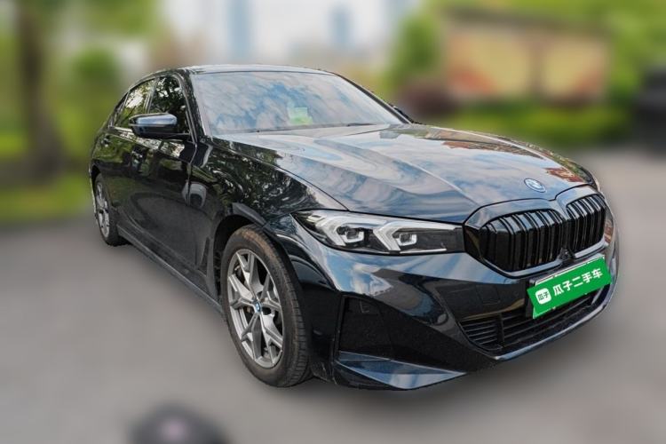 Used BMW i3 2022 eDrive 35 L Front Right 45 Deg
