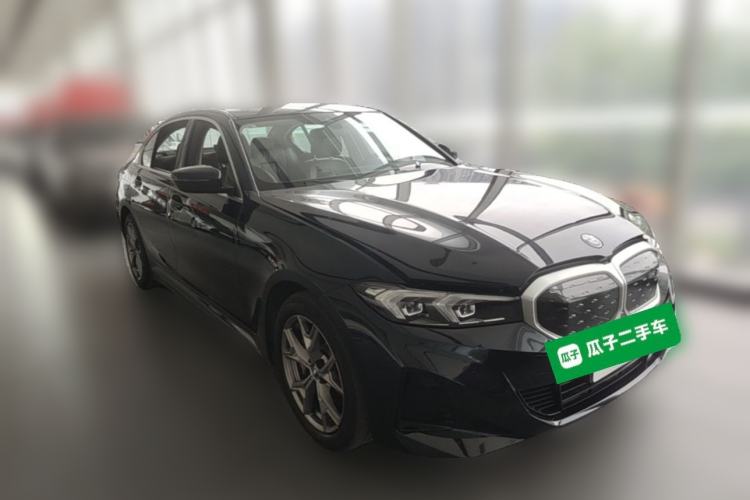 Used BMW i3 2022 eDrive 35 L Front Right 45 Deg