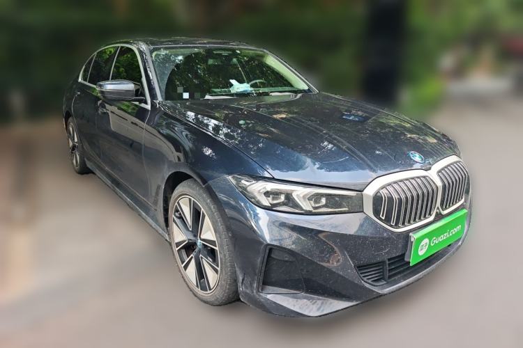 Used BMW i3 2022 eDrive 35 L Front Right 45 Deg