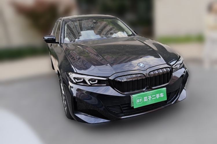 Used BMW i3 2022 eDrive 35 L Front Right 45 Deg