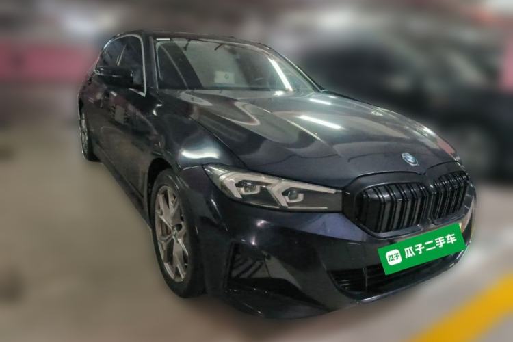 Used BMW i3 2022 eDrive 35 L Front Right 45 Deg