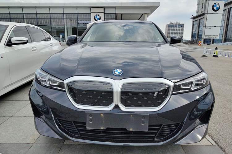 Used BMW i3 2022 eDrive 35 L Front