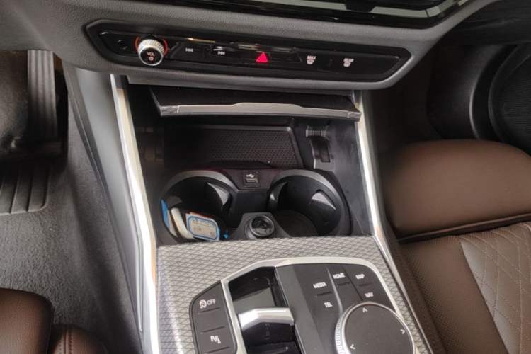Used BMW i3 2022 eDrive 35 L Gear Lever