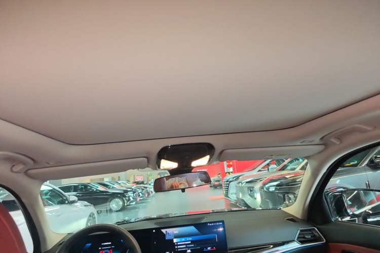 Used BMW i3 2022 eDrive 35 L Headliner