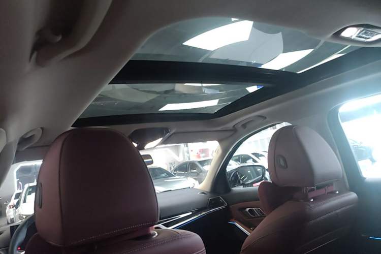 Used BMW i3 2022 eDrive 35 L Headliner