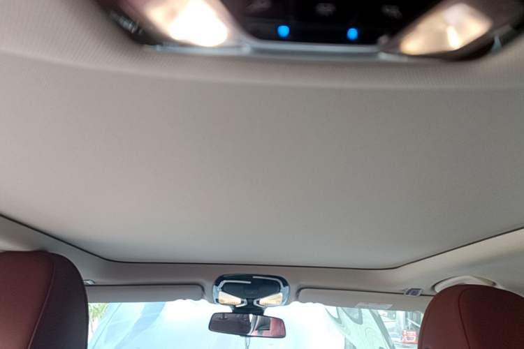 Used BMW i3 2022 eDrive 35 L Headliner