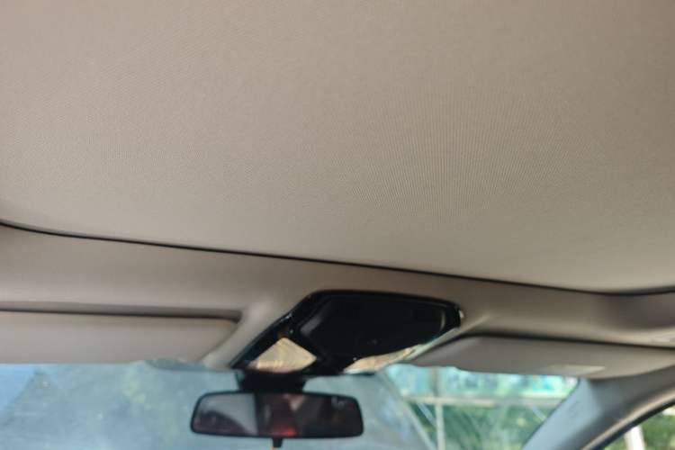 Used BMW i3 2022 eDrive 35 L Headliner