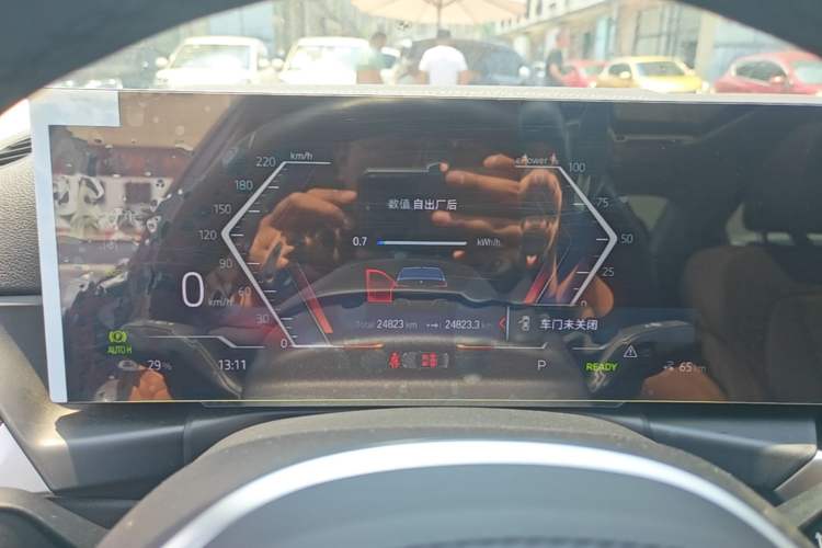 Used BMW i3 2022 eDrive 35 L Instrument Cluster