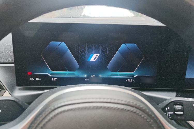Used BMW i3 2022 eDrive 35 L Instrument Cluster