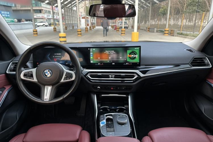 Used BMW i3 2022 eDrive 35 L Interior 1