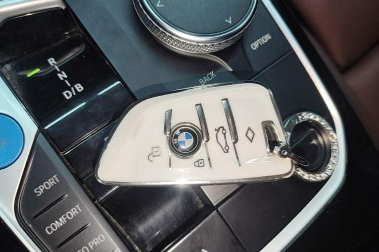 Used BMW i3 2022 eDrive 35 L Interior 1