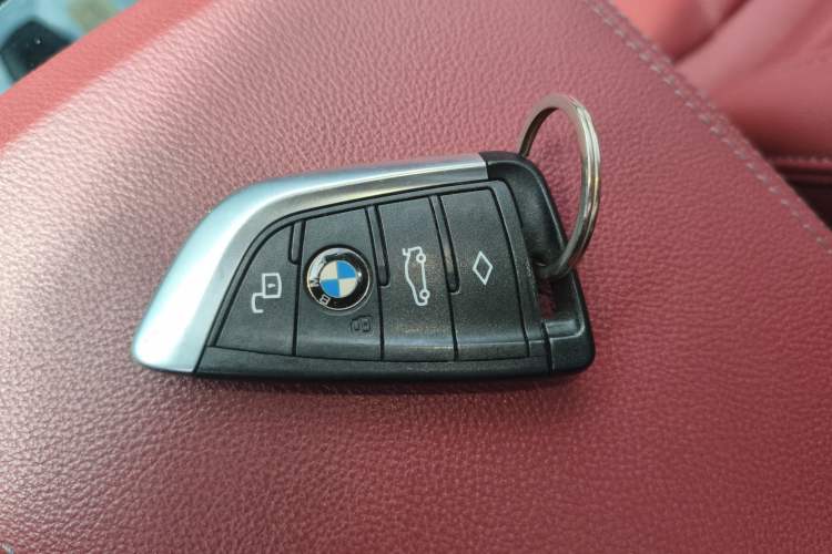 Used BMW i3 2022 eDrive 35 L Interior 1