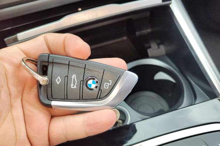 Used BMW i3 2022 eDrive 35 L Interior 1