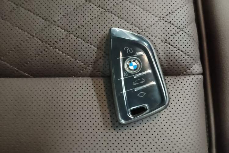 Used BMW i3 2022 eDrive 35 L Interior 1