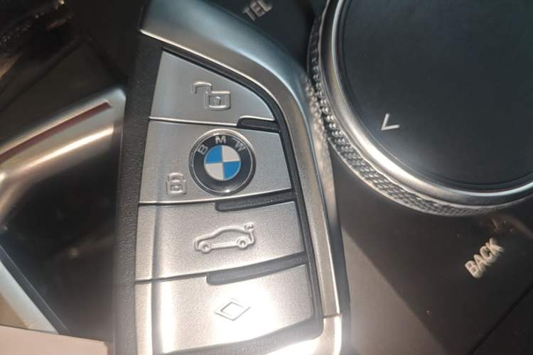 Used BMW i3 2022 eDrive 35 L Interior 1