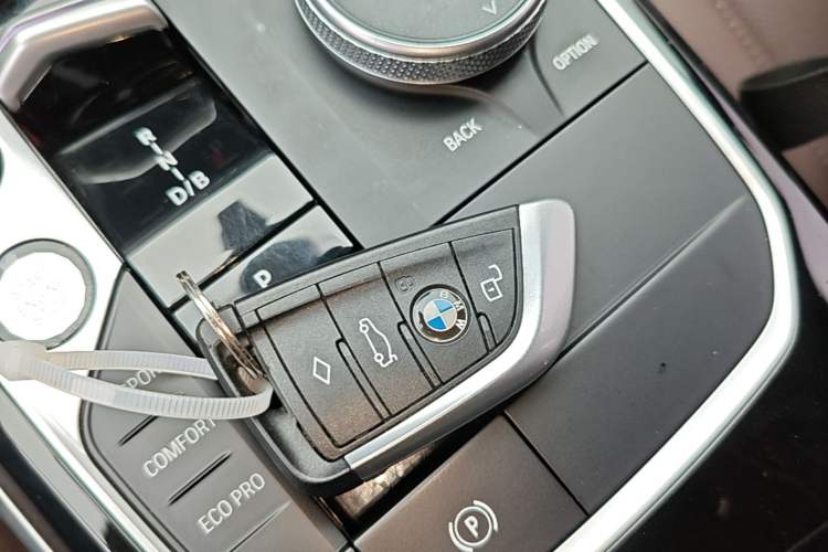 Used BMW i3 2022 eDrive 35 L Interior 1