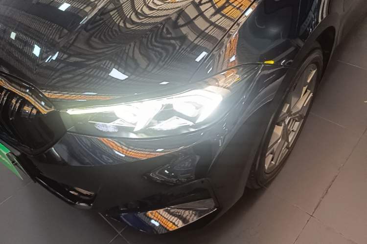 Used BMW i3 2022 eDrive 35 L Left Front Headlight